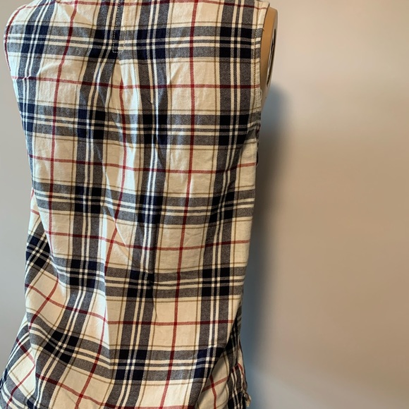 Forever21 women’s Junior plaid sleeveless shirt - Picture 10 of 13